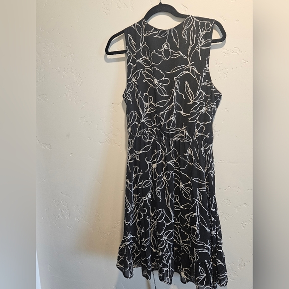 Maurices Bare Ruffle Trim Wrap Dress Size Large Black and White - Picture 3 of 7